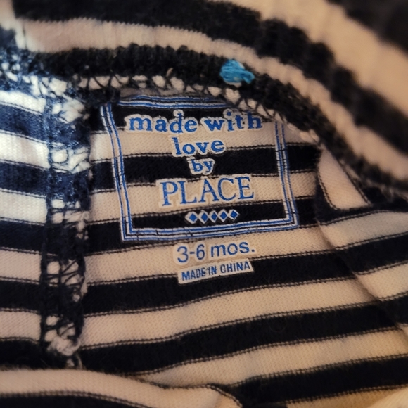 Lot Child of Mine, Place 3-6M 3 Pants 1 Long Sleeve Football One Piece - Picture 5 of 5